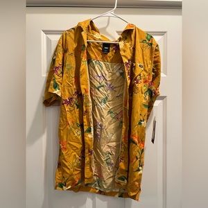 Men’s Vans button down